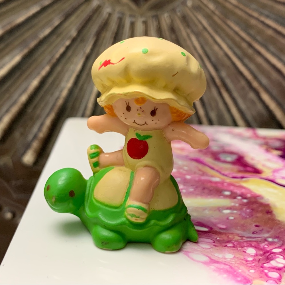 Vintage Strawberry Shortcake 80s Mini Figure PVC APPLE BLOSSOM TEA TURTLE